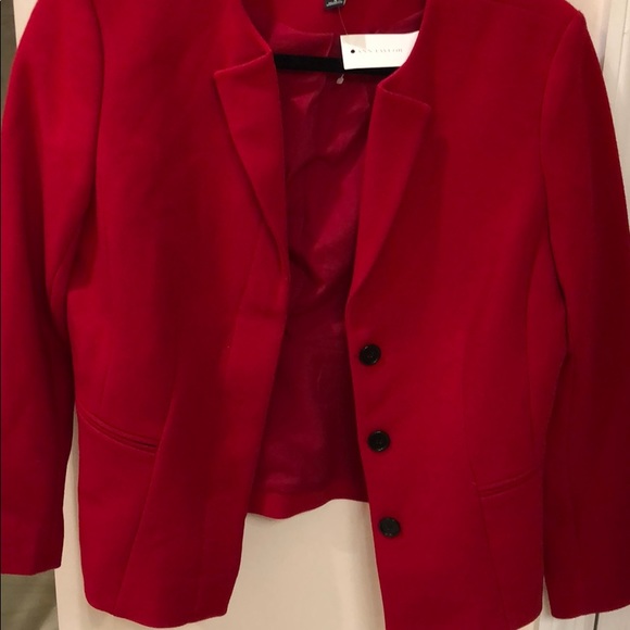 Red suiting jacket - Picture 4 of 4